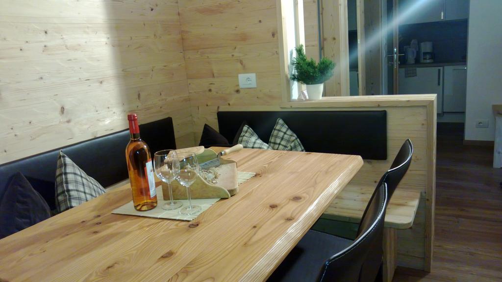 Haus Spielbichl Apartment Сан Лоренцо ди Себато Стая снимка